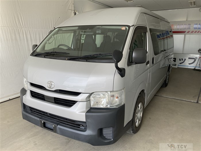 2021 Toyota Hiace Commuter