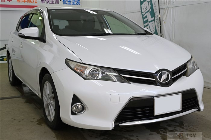 2013 Toyota Auris