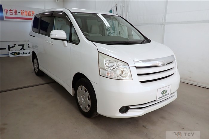 2009 Toyota Noah