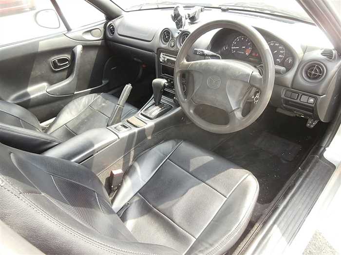 Mazda Roadster thumbnail 10