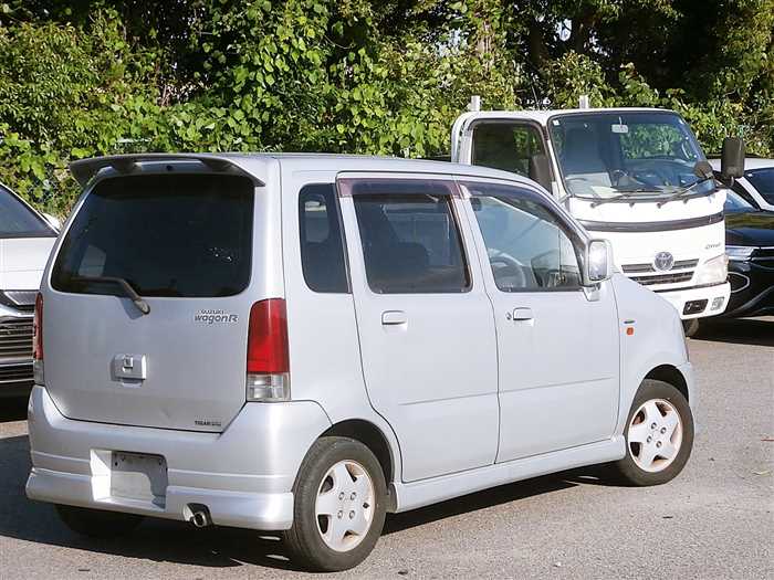 Suzuki Wagon R thumbnail 8