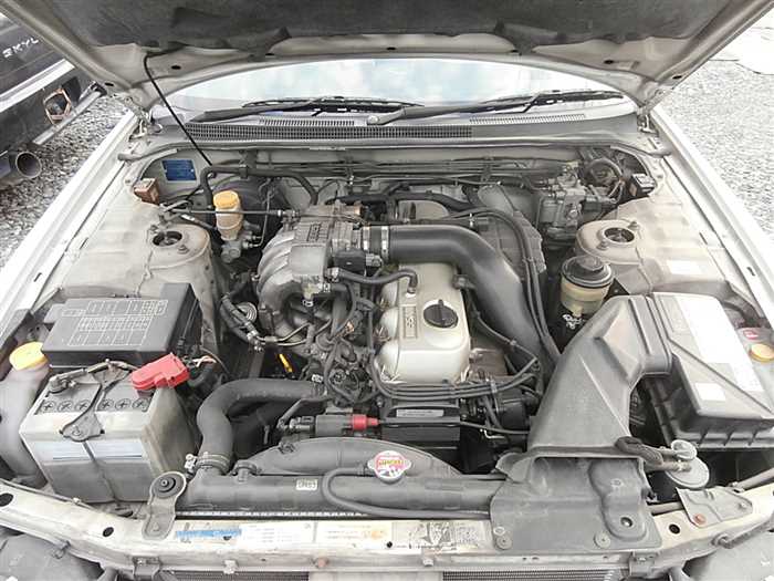Nissan Skyline thumbnail 8