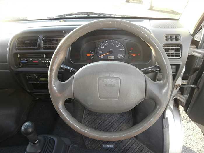Suzuki Every Wagon thumbnail 8
