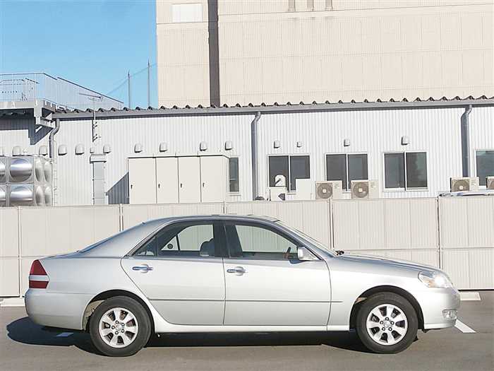 Toyota Mark II thumbnail 7