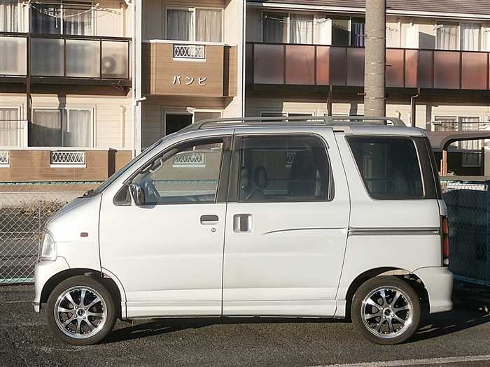 2000 Daihatsu Atrai Wagon