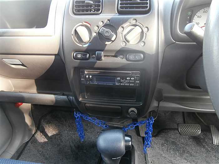 Suzuki Wagon R RR thumbnail 11