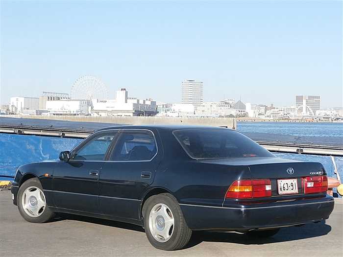 Toyota Celsior 1997 photo 2