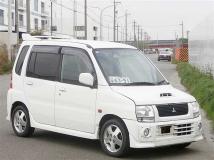 2000 Mitsubishi Toppo Bj