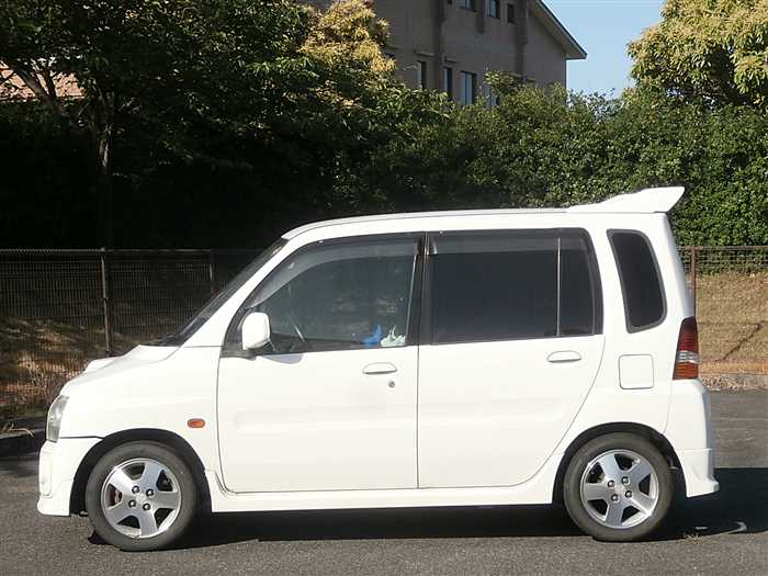 Mitsubishi Toppo 2000 photo 2