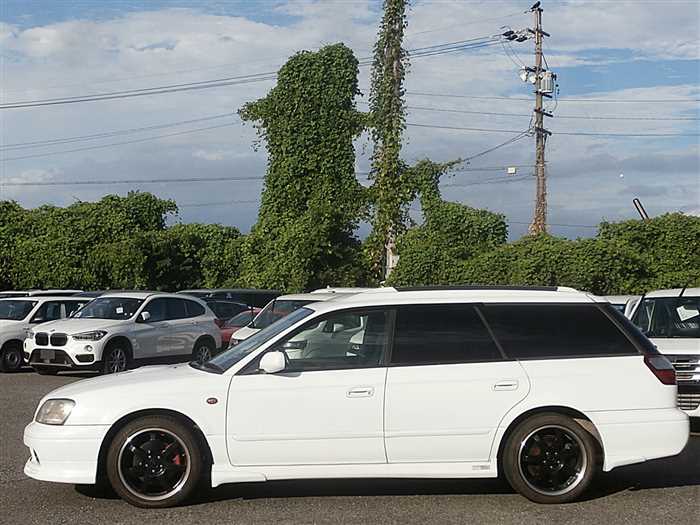 Subaru Legacy 2000 photo 3
