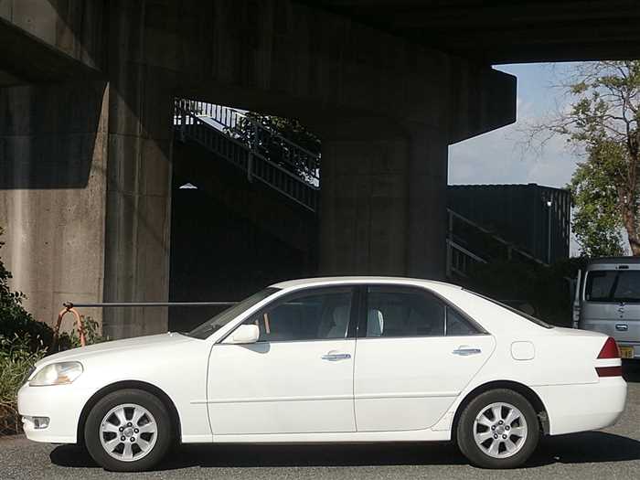 Toyota Mark Ii 2000 photo 2