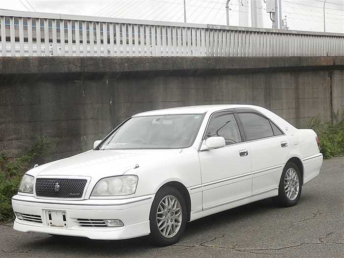 Toyota Crown 2001 photo 4