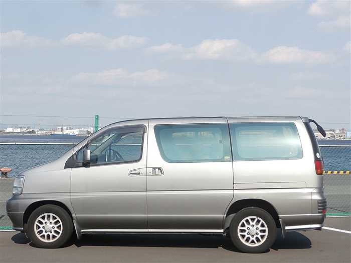 Nissan Elgrand 1999 photo 5