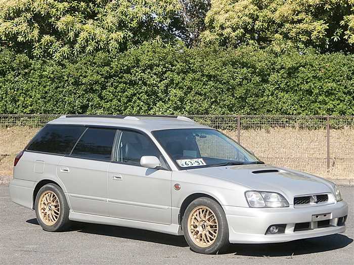 Subaru Legacy 2000 photo 2
