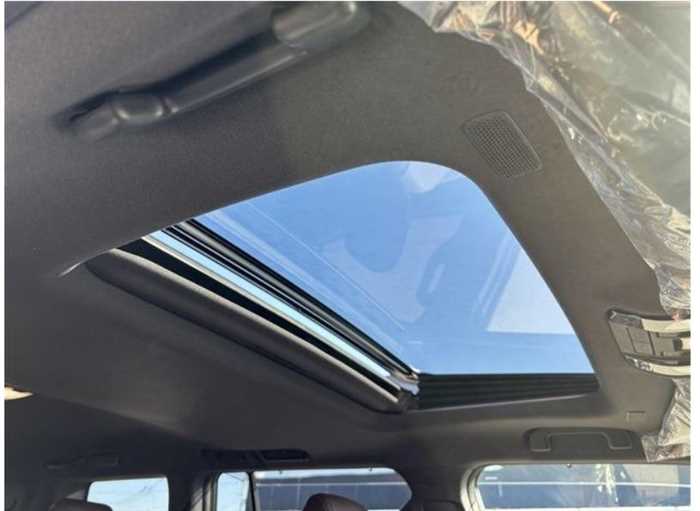 Toyota Land Cruiser 250 ZX 4WD 7 SEATS DIESEL FULL OPTION 2025 — миниатюра 6