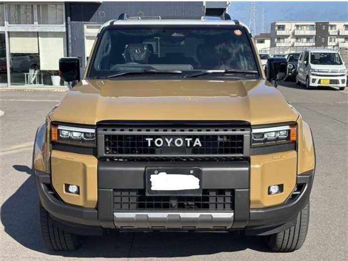 Toyota Land Cruiser 250 ZX 4WD 7 SEATS DIESEL FULL OPTION 2025 — миниатюра 7