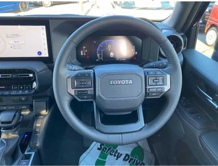 Toyota Land Cruiser LAND CRUISER WAGON 250 VX 4WD FULL OPTION 2025 — миниатюра 3