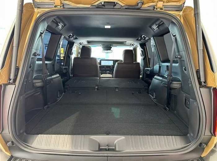 Toyota Land Cruiser 250 VX FIRST EDITION 2024 — миниатюра 7