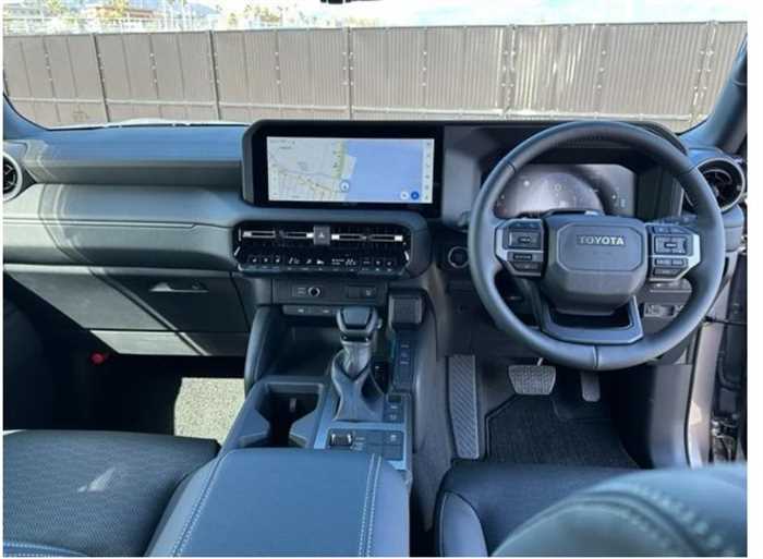 Toyota Land Cruiser VX 4WD 7 LEATHER SEATS SUNROOF 2025 — миниатюра 2