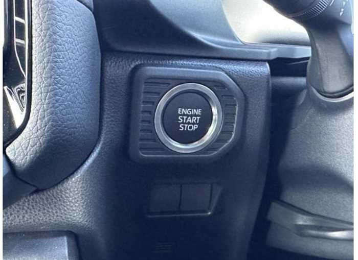 Toyota Land Cruiser VX 4WD 7 LEATHER SEATS SUNROOF 2025 — миниатюра 5