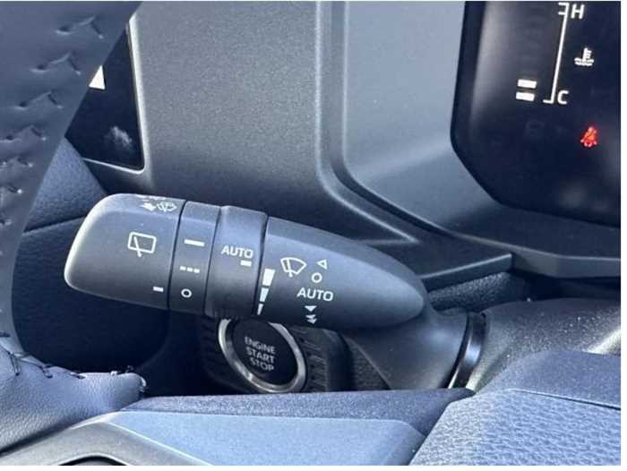 Toyota Land Cruiser VX 4WD 7 LEATHER SEATS SUNROOF 2025 — миниатюра 6