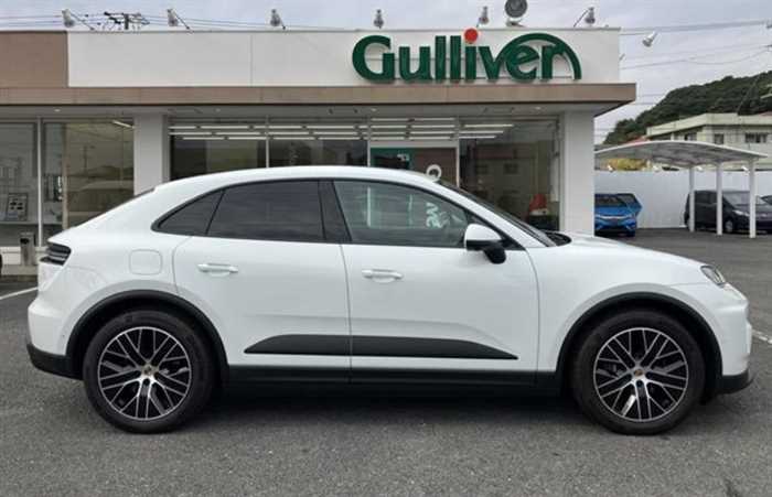 Porsche Macan 2025 — фото 11 купить в Москве