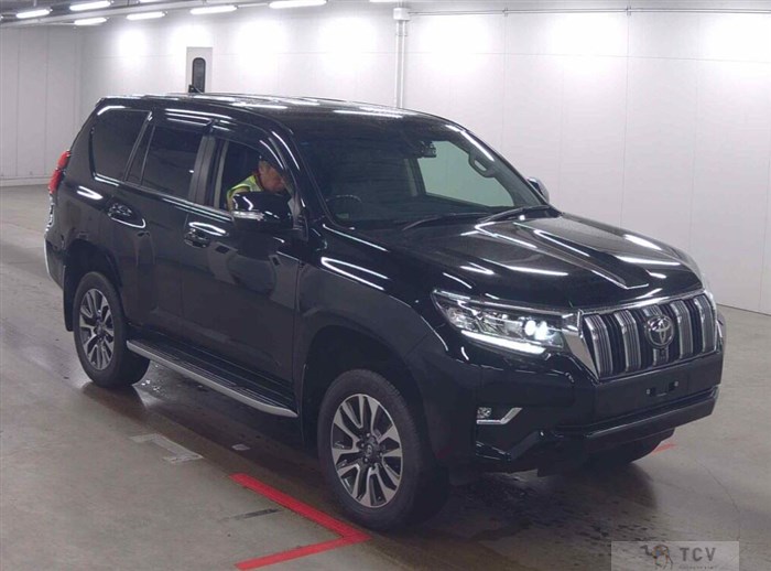 2023 Toyota Land Cruiser Prado