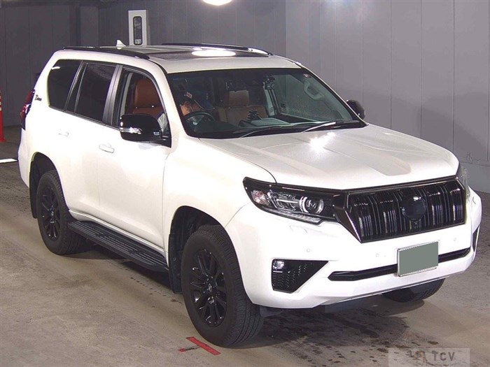 2022 Toyota Land Cruiser Prado
