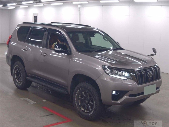2022 Toyota Land Cruiser Prado