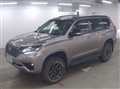 2022 Toyota Land Cruiser Prado