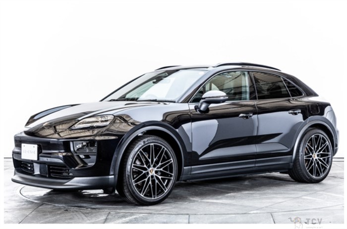 2025 Porsche Macan