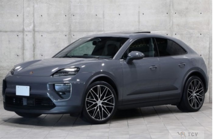 2025 Porsche Macan