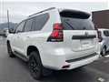 2024 Toyota Land Cruiser Prado