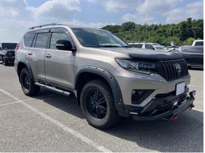 2023 Toyota Land Cruiser Prado