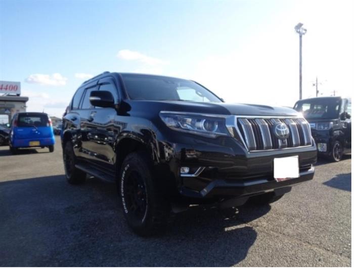 2023 Toyota Land Cruiser Prado
