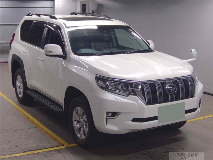 2022 Toyota Land Cruiser Prado