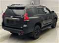 2022 Toyota Land Cruiser Prado