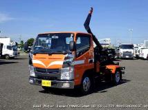 2014 Mitsubishi Canter