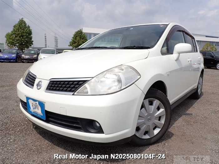 2006 Nissan Tiida