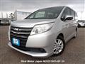 2016 Toyota Noah