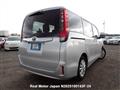 2016 Toyota Noah