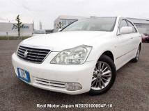 2005 Toyota Crown Sedan