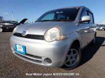 2004 Toyota Sienta