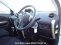 2005 Toyota IST