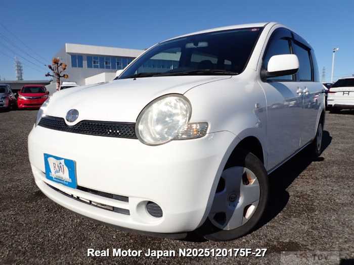 2004 Toyota Sienta