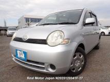 2005 Toyota Sienta