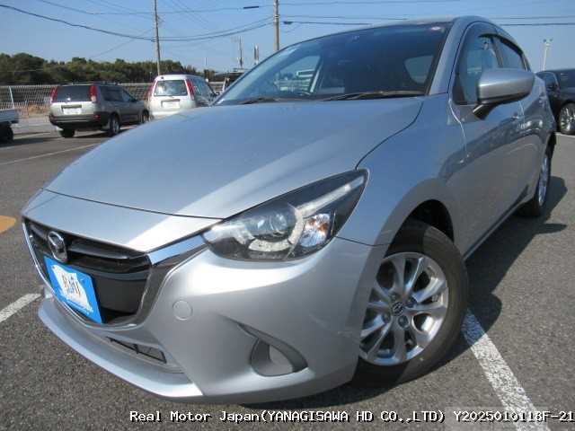 2016 Mazda Demio