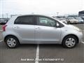 2006 Toyota Vitz