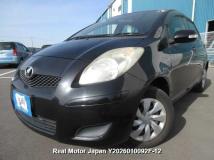 2010 Toyota Vitz