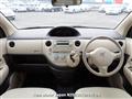 2005 Toyota Sienta
